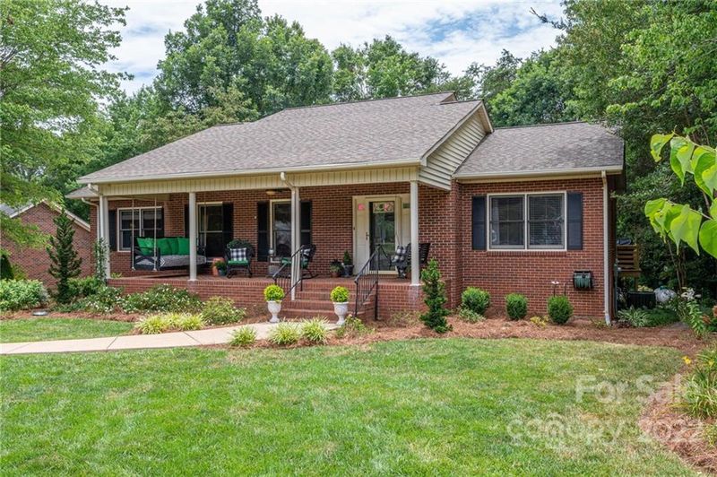 7902 Sarah Dr, Denver, NC 28037