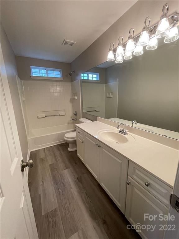 12144 Meadow Post Ln, Charlotte, NC 28269