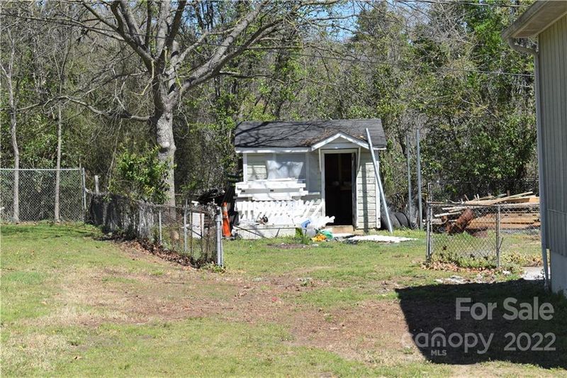 2436 Rogers Ave, Gastonia, NC 28052