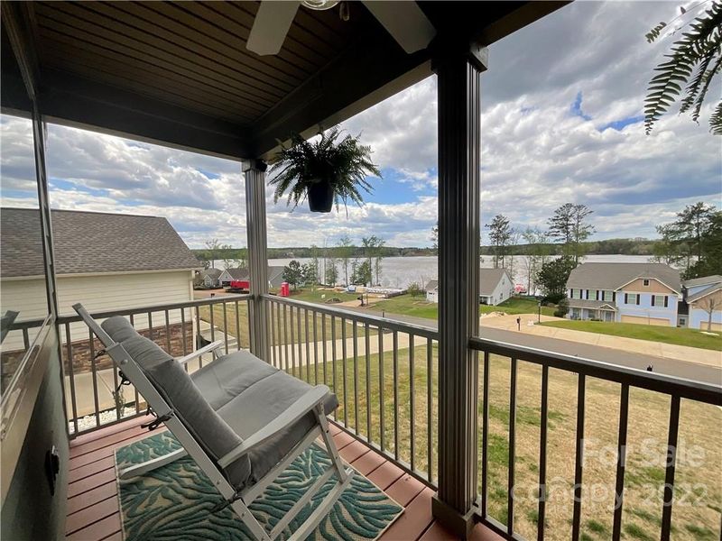 10270 Lakeshore Dr, Lancaster, SC 29720