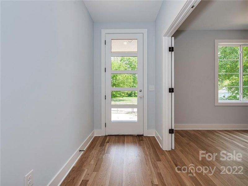 515 W 28th St, Charlotte, NC 28206