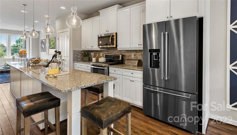404 Simeon Dr #GW24, Charlotte, NC 28216