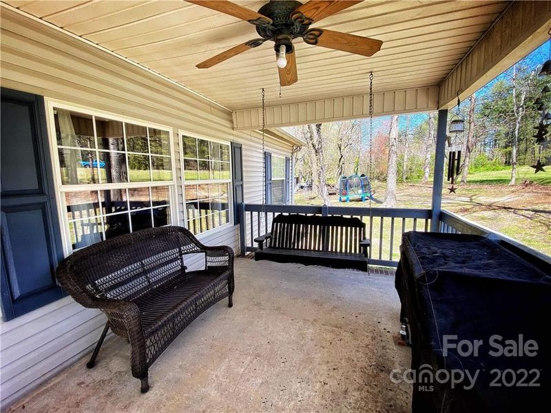 830 Old Lincolnton Crouse Rd, Lincolnton, NC 28092