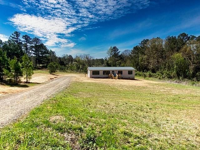 2509 Pinckney Rd, Chester, SC 29706