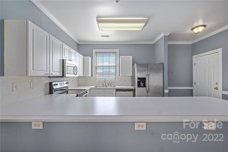 9169 Meadow Vista Rd, Charlotte, NC 28213