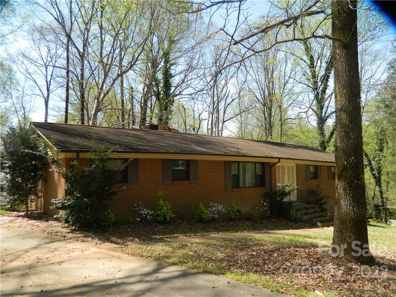 6700 Melody Ln, Charlotte, NC 28215