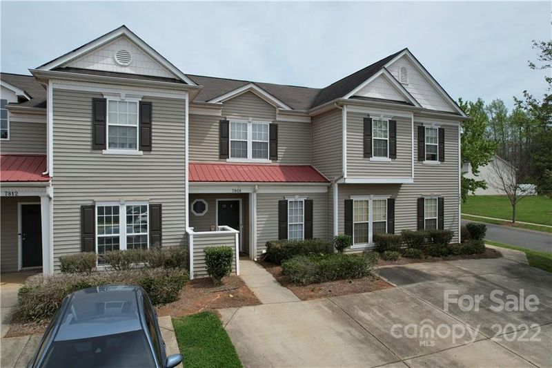 7808 Paper Birch Dr, Charlotte, NC 28215