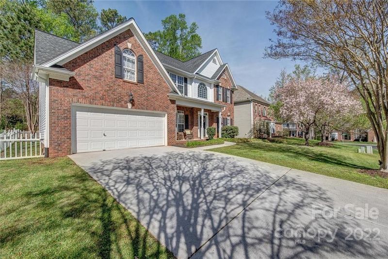 8117 Lockman Ln, Charlotte, NC 28269