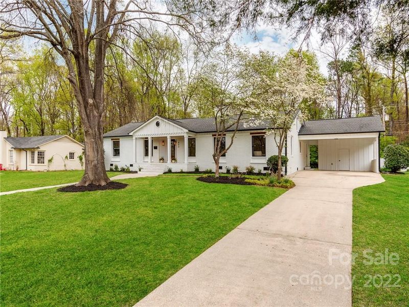 842 Longbow Rd, Charlotte, NC 28211