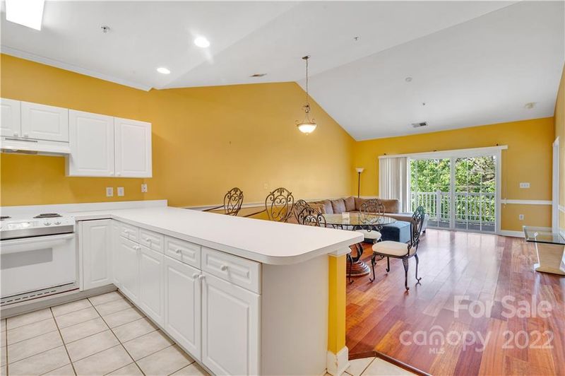 8753 Coralbell Ln, Charlotte, NC 28213