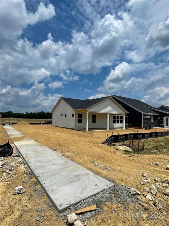 304 Northgate Blvd #121, Indian Trail, NC 28079