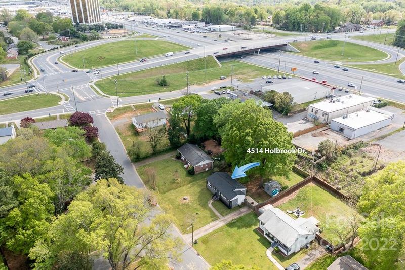 4514 Holbrook Dr, Charlotte, NC 28205