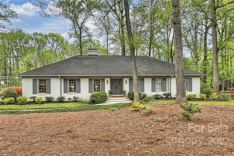 4023 Columbine Cir, Charlotte, NC 28211