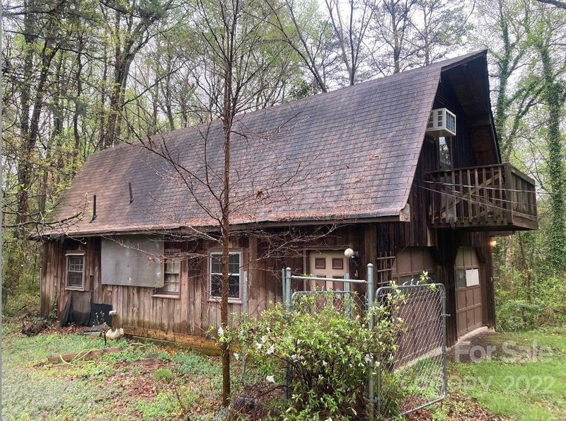 5500 Milhaven Ln, Charlotte, NC 28269