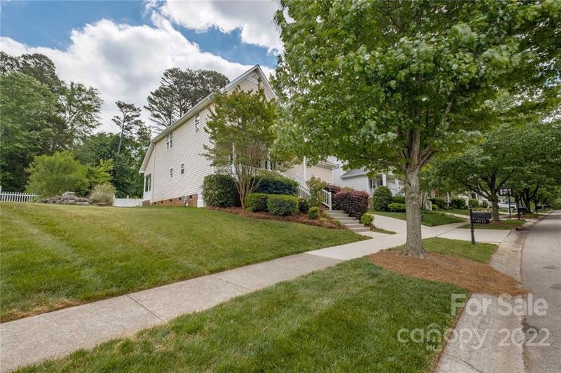 19122 Ruffner Dr, Cornelius, NC 28031