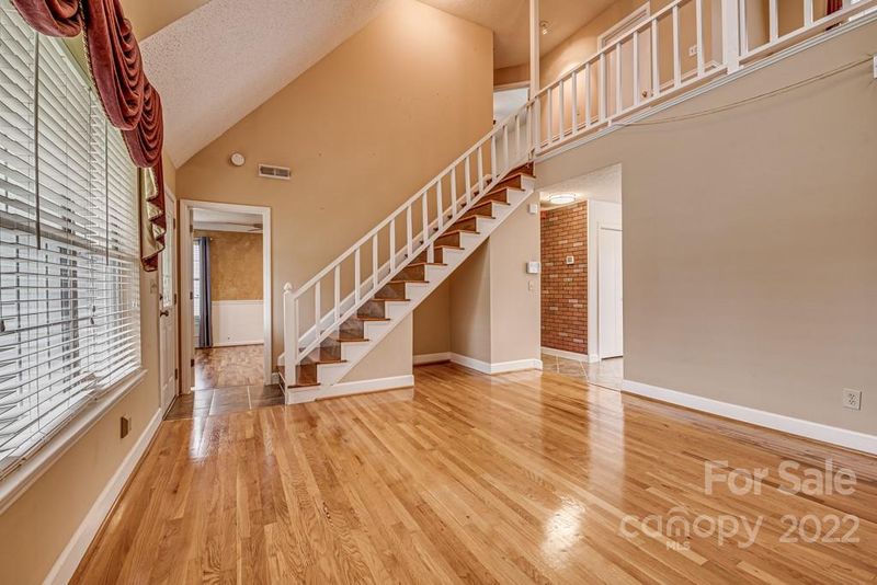 3612 Cedarbark Dr, Matthews, NC 28105