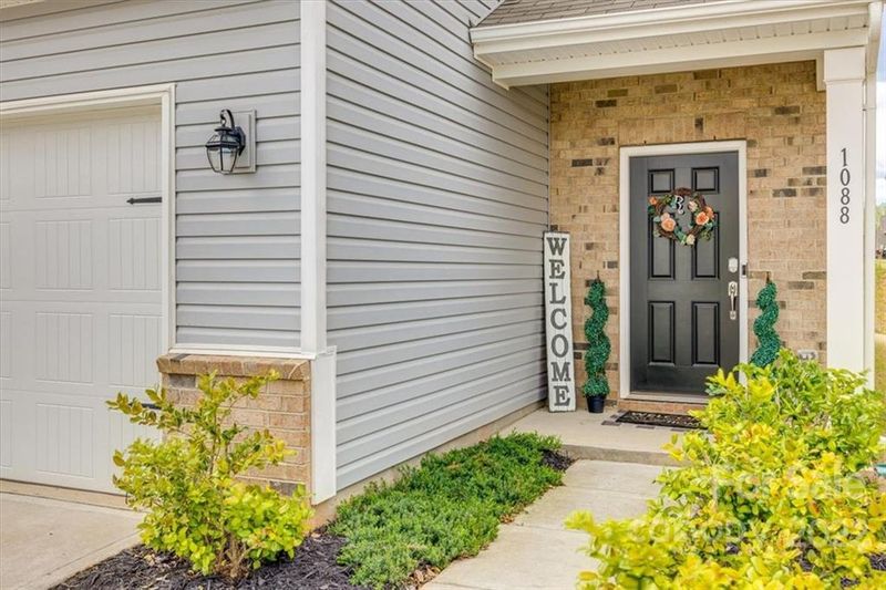 1088 Loggerhead Dr, Lancaster, SC 29720