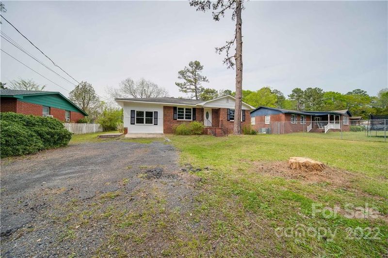 148 Stadium Dr, Chester, SC 29706