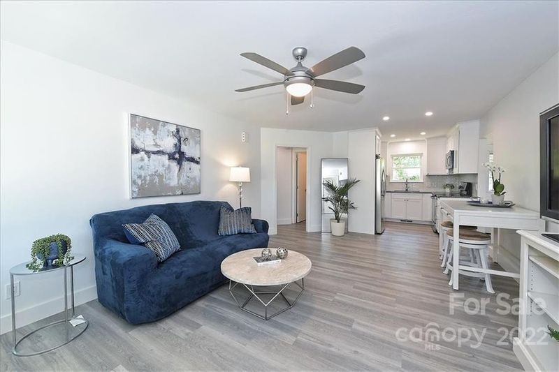125 Mainview Dr, Mooresville, NC 28117