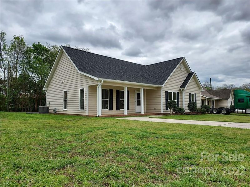 709 Forest Valley Ln, Monroe, NC 28112