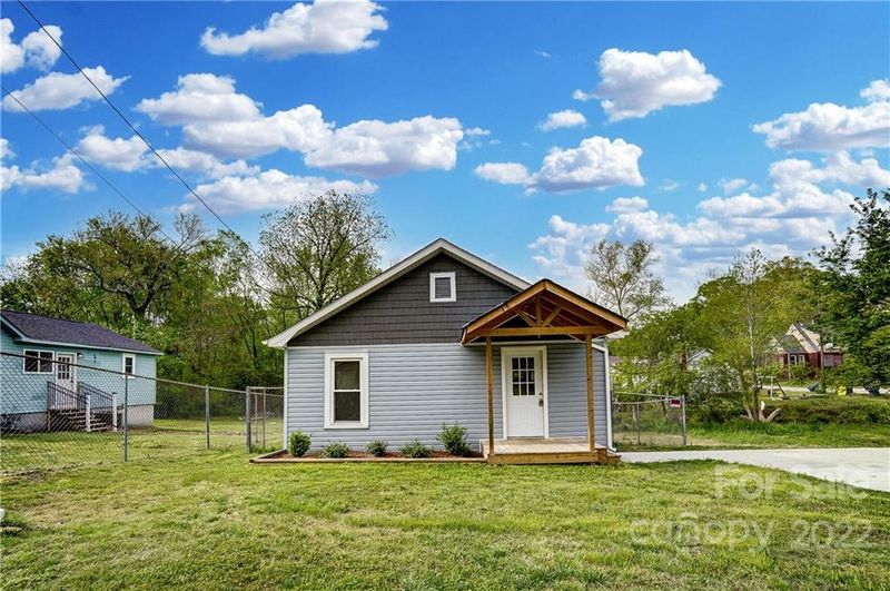 1302 Hawthorne St, Kannapolis, NC 28083