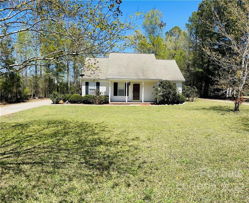 1038 Suttle Rd, Lancaster, SC 29720