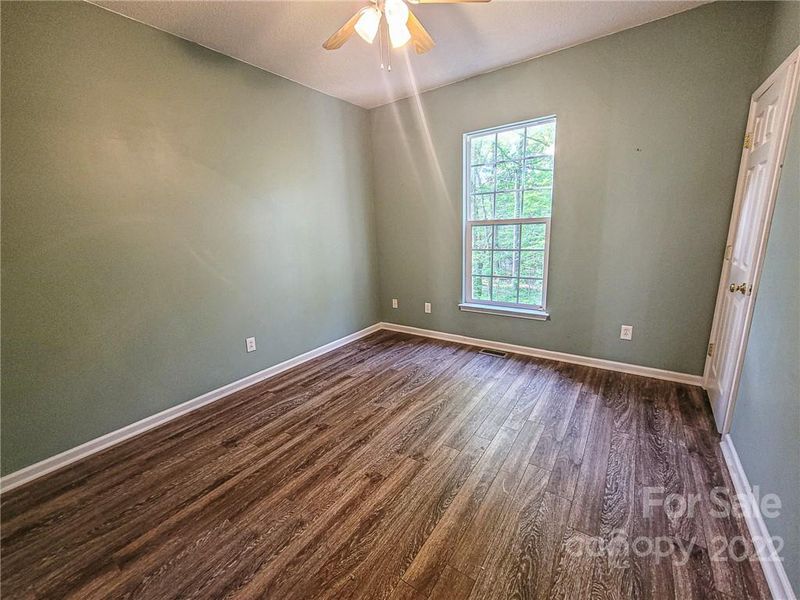 12132 Mountainside Ln, Charlotte, NC 28278