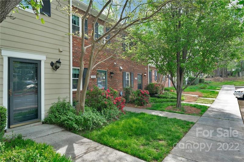 3330 Heathstead Pl, Charlotte, NC 28210