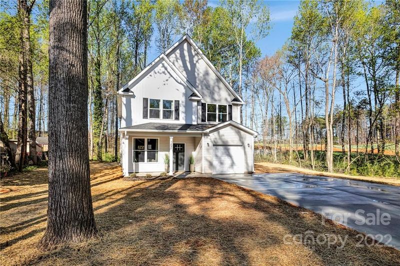 7421 Cedarbrook Dr, Charlotte, NC 28215