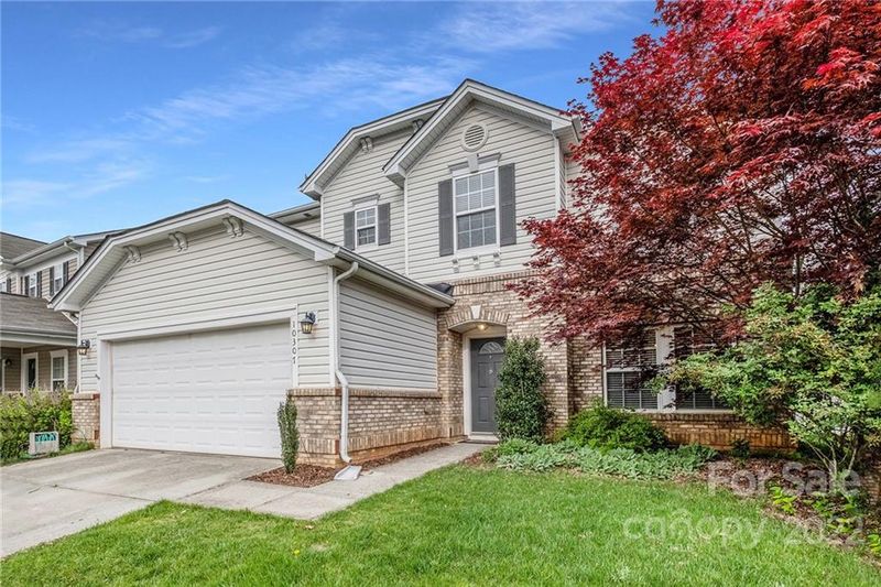 10307 Barrands Ln, Charlotte, NC 28278