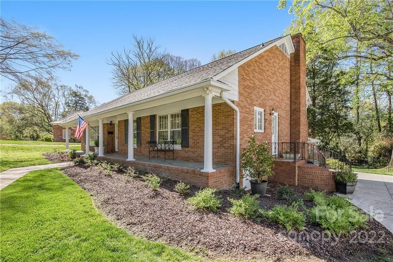 3400 Tinkerbell Ln, Charlotte, NC 28210