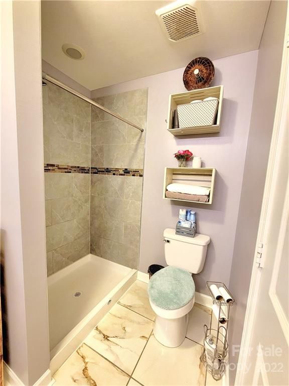 5019 Bahama Dr, Kannapolis, NC 28081