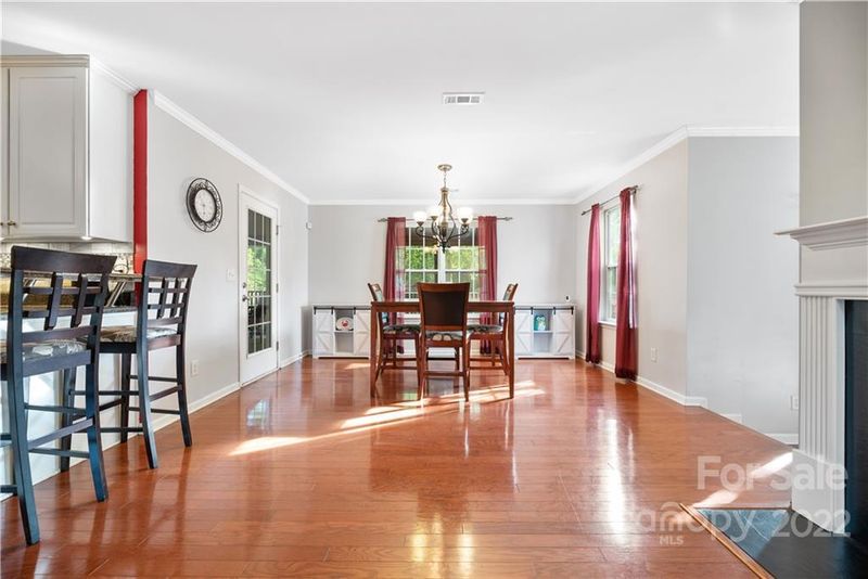 204 Bluffton Rd, Mooresville, NC 28115