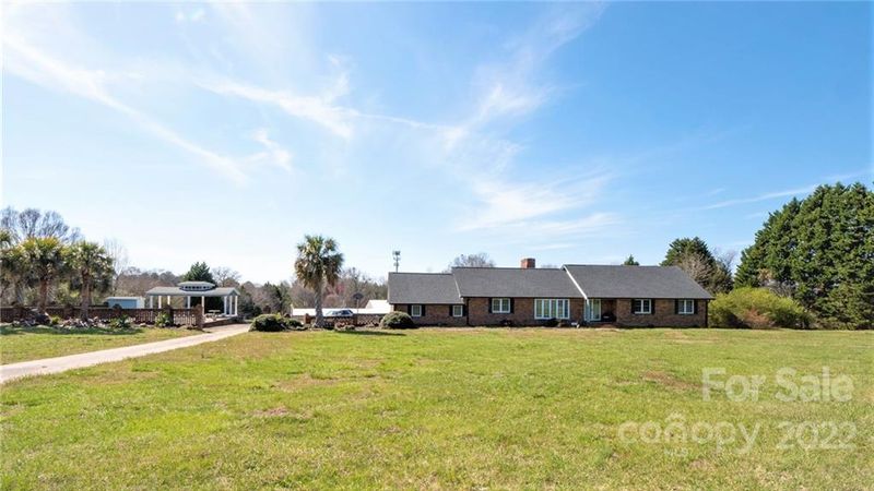118 Patrick Rd, Gastonia, NC 28056