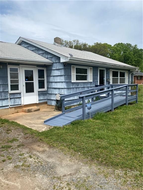4341 Beaty Rd, Gastonia, NC 28056