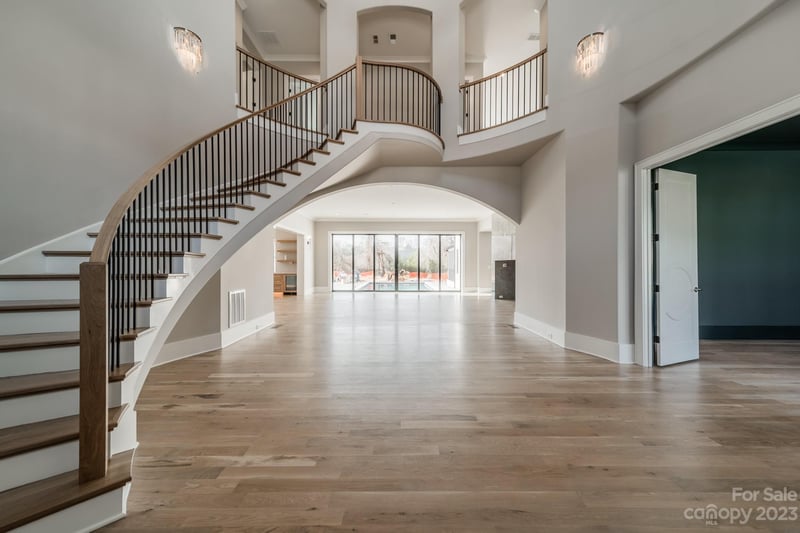 8018 Litaker Manor Ct, Charlotte, NC 28270