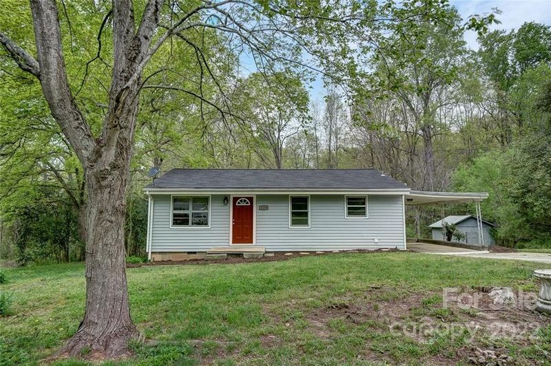 120 Sherrill Dr, Stanley, NC 28164