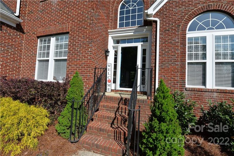 19527 Dufour Ct, Cornelius, NC 28031