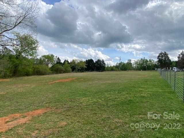 6500 Rehobeth Rd, Waxhaw, NC 28173