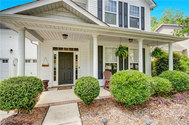 10507 Smoothstone Ln, Charlotte, NC 28214