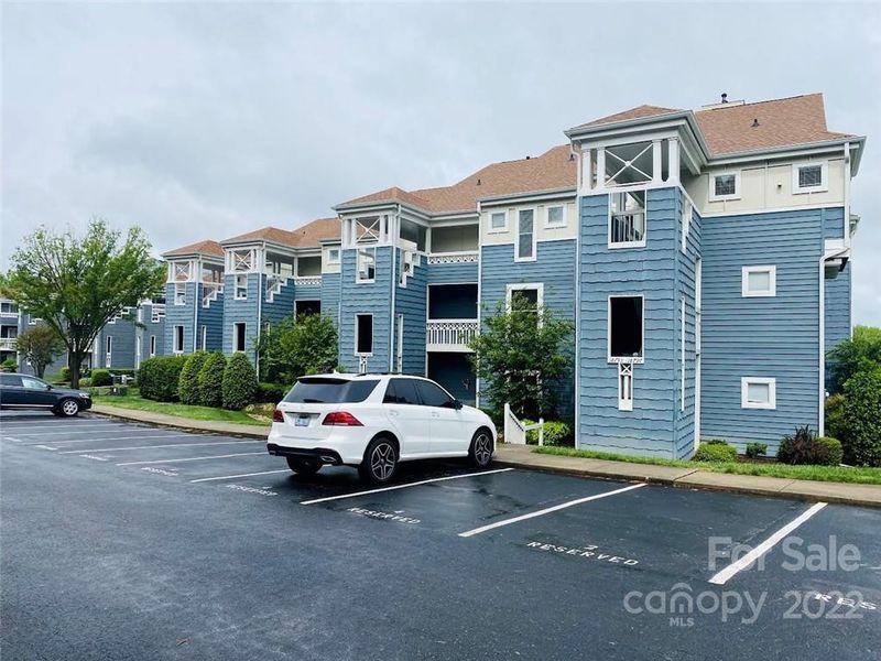 18791 Vineyard Point Ln, Cornelius, NC 28031