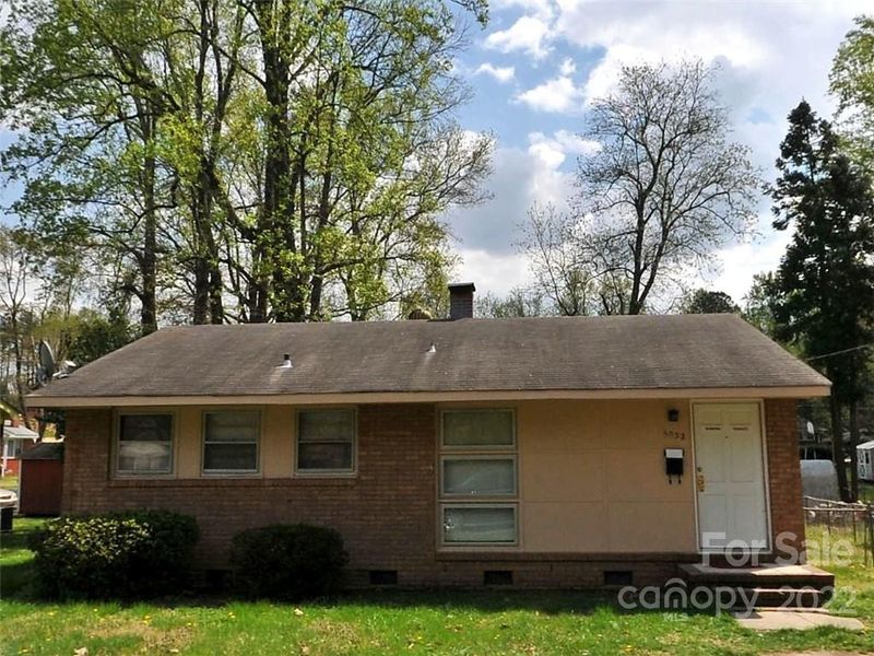 5032 Edward St #4, Charlotte, NC 28213