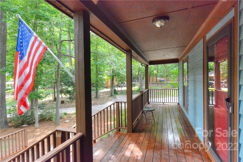 2401 Gold Cup Ct, Matthews, NC 28105