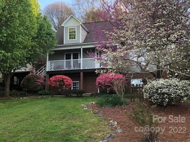 2521 Pierson St, Newton, NC 28658