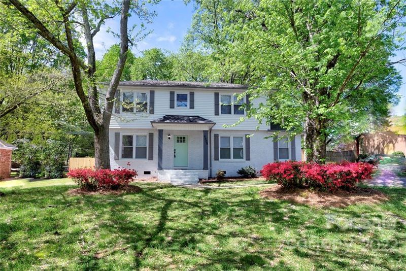 6608 Lynfield Dr, Charlotte, NC 28212