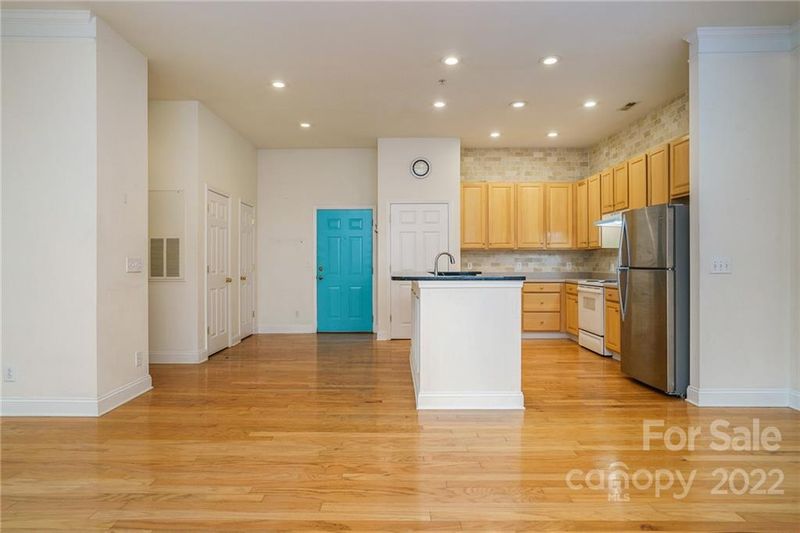 621 Garden District Dr, Charlotte, NC 28202