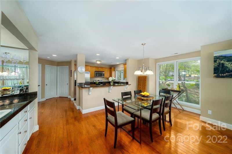 850 Southwest Dr, Davidson, NC 28036