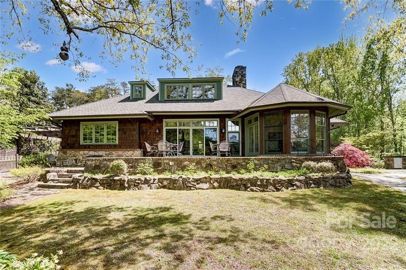 15801 Old Oleander Dr, Charlotte, NC 28278