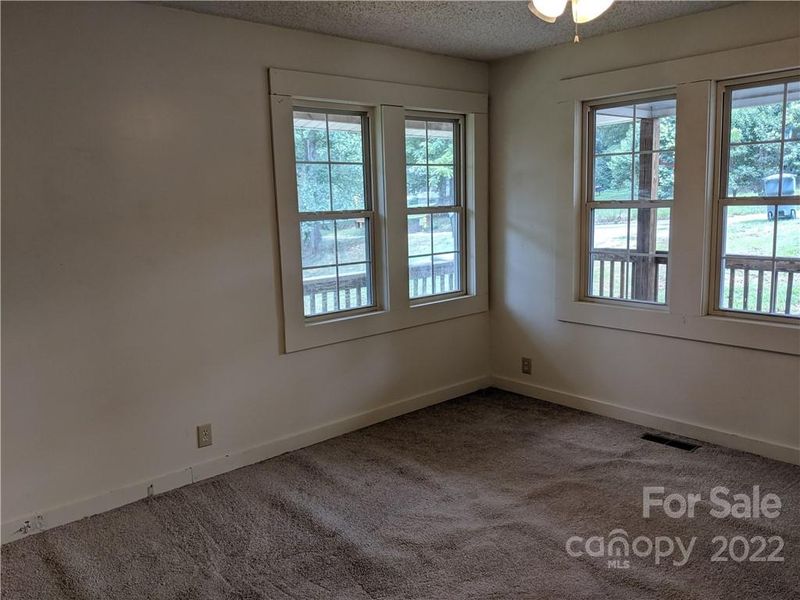 547 Lutz Ave #2, Mooresville, NC 28115
