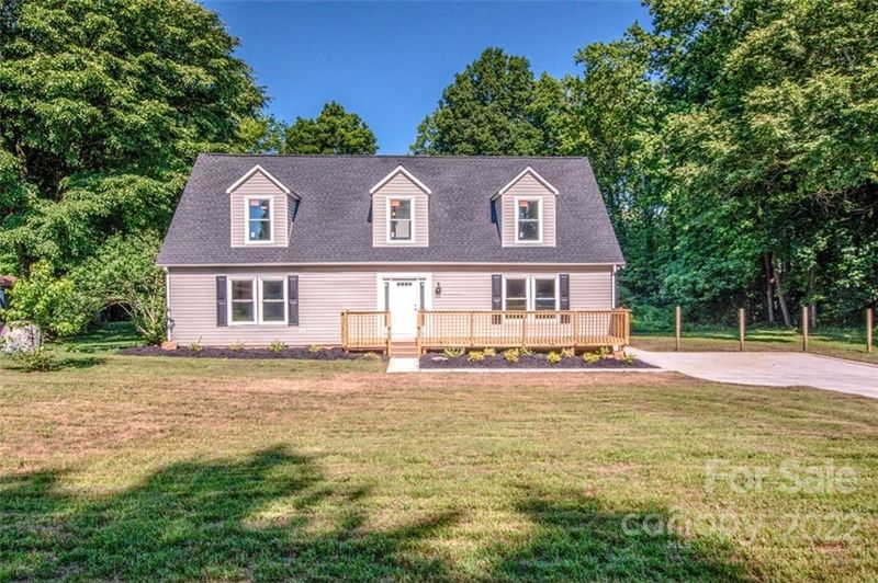 350 Flower House Loop, Troutman, NC 28166